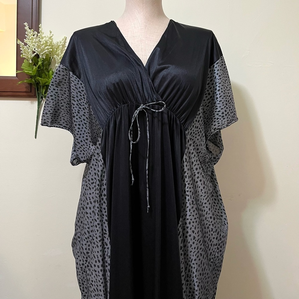 Vintage Undercover Wear Kimono Nylon Maxi Gown Sleepwear Black Gray - Picture 3 of 12